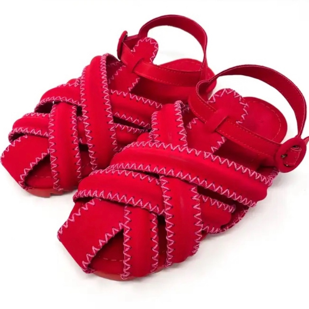 NWT Farm Rio Red Zigzag Sandal Size 7 Retail $195